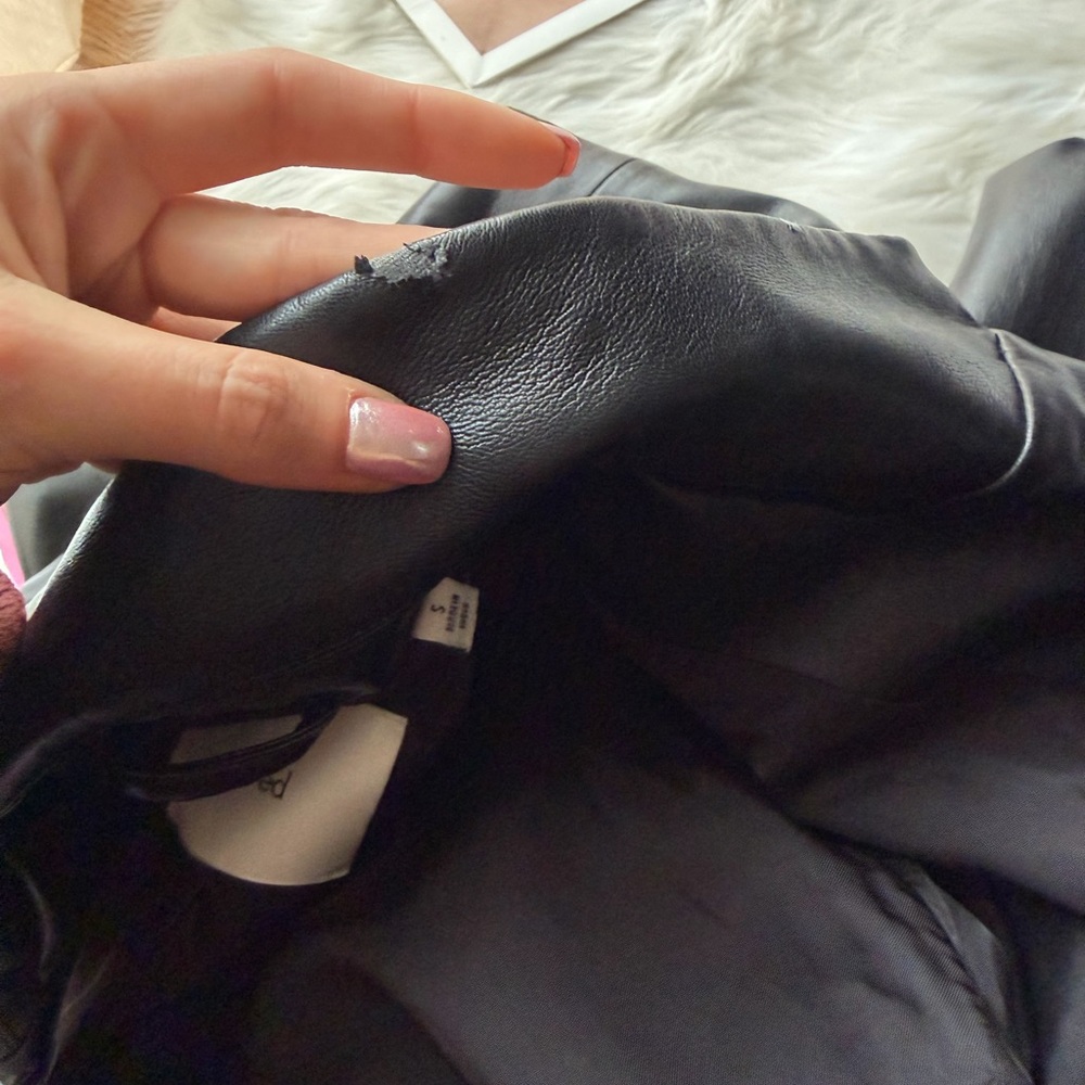 Aritzia Wilfred Black Leather Blazer - Picture 5 of 5